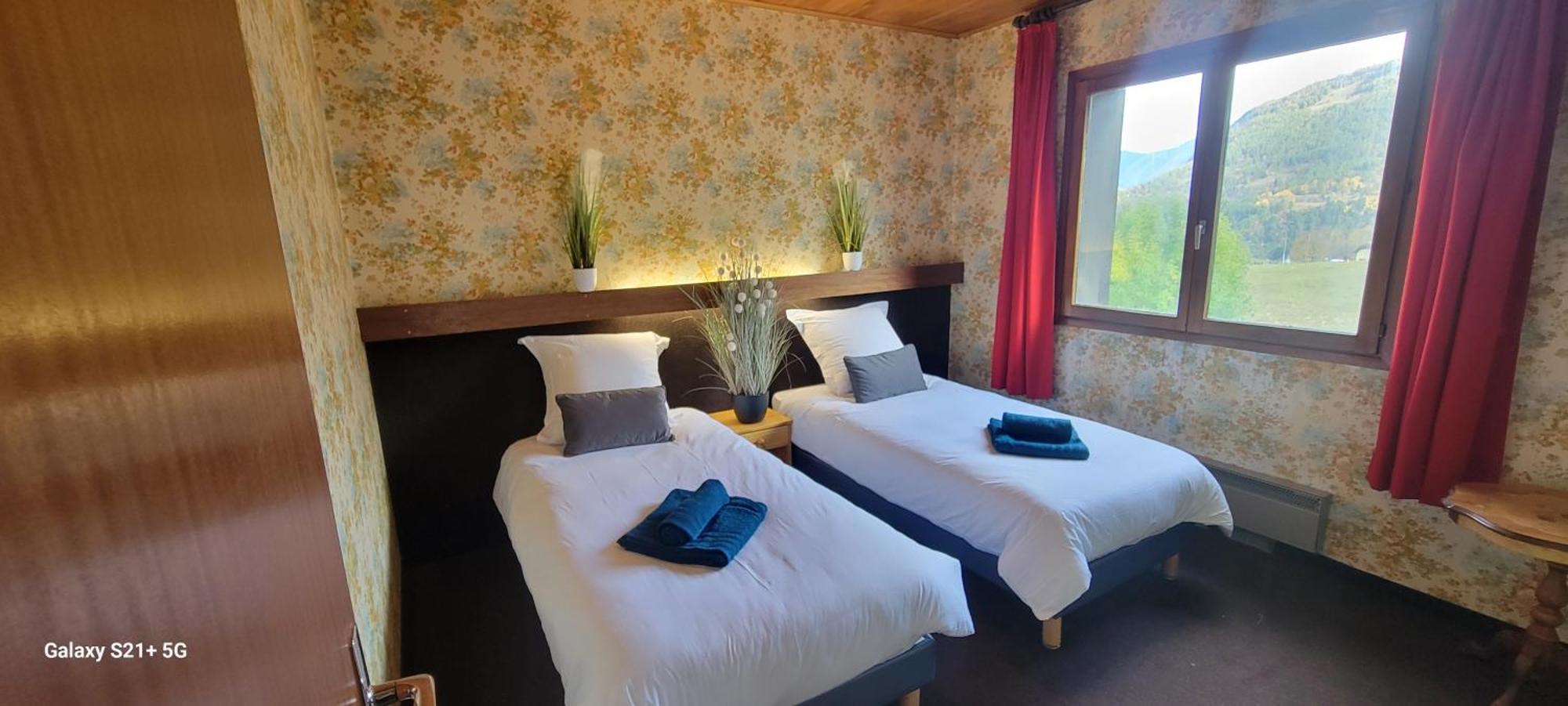 Hotel La Rua Альбье-Монрон Экстерьер фото