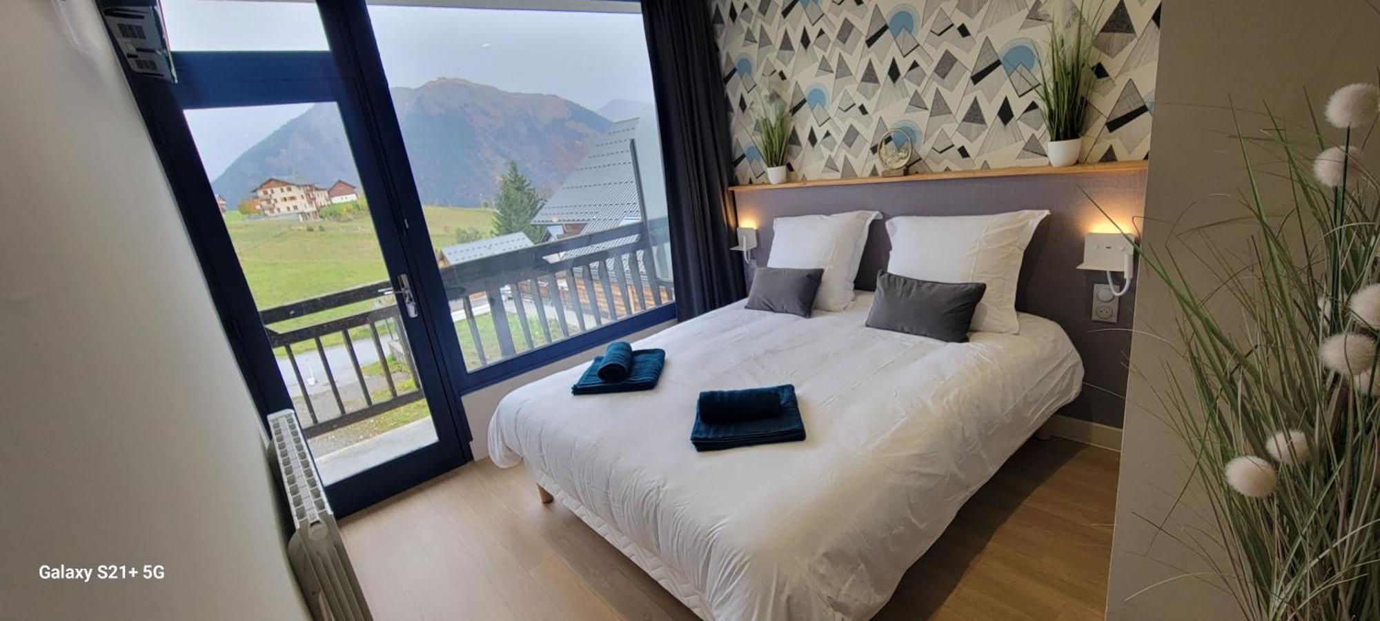 Hotel La Rua Альбье-Монрон Экстерьер фото